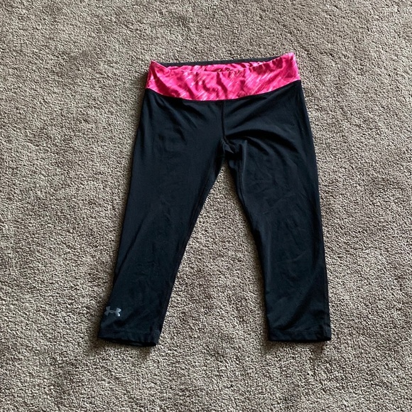 Under Armour Breast Cancer Awareness Capri Leggings SIZE S - Picture 1 of 6